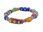 Ghanese armband met bauxiet kralen en glaskra